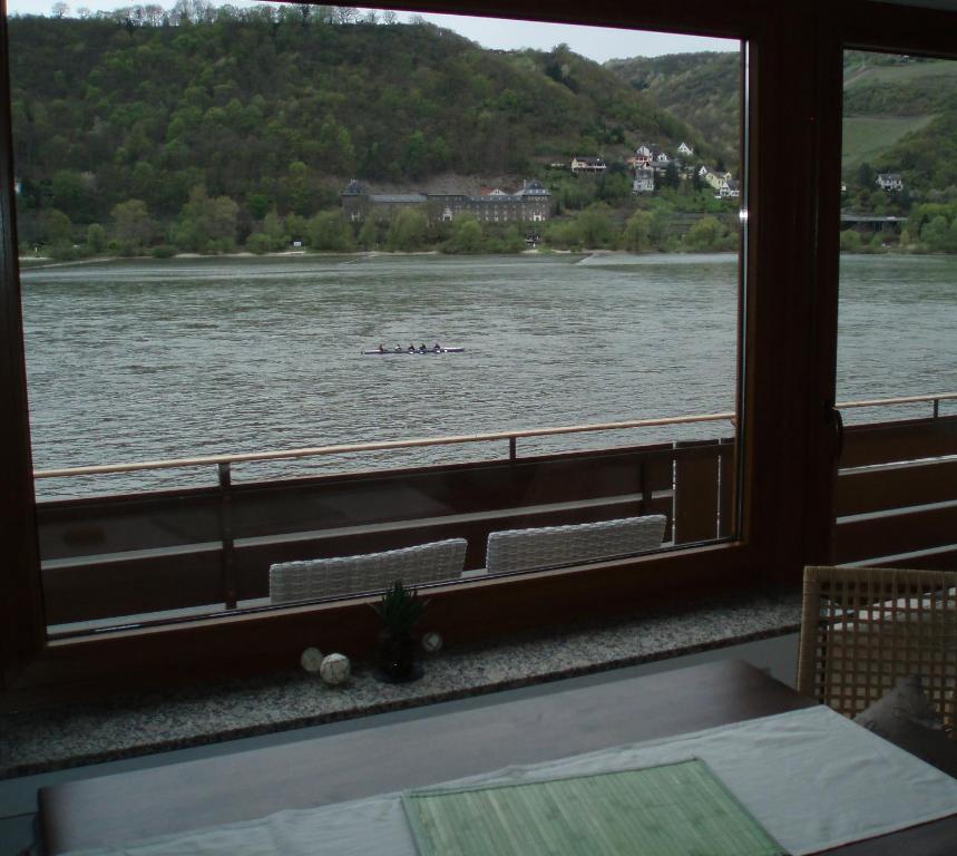 Apartamento Weingut Theodor Nies Lorch am Rhein Exterior foto